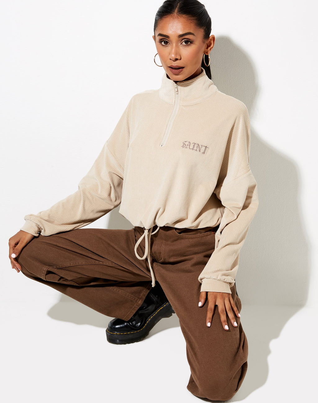 Olini Pullover in neutralem Beige 'Saint' Stickerei