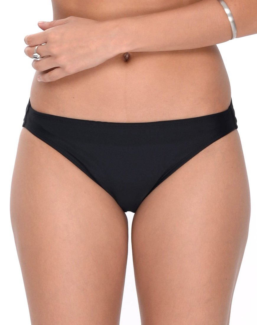 On Point Bikiniunterteil in Flaming Skies Schwarz
