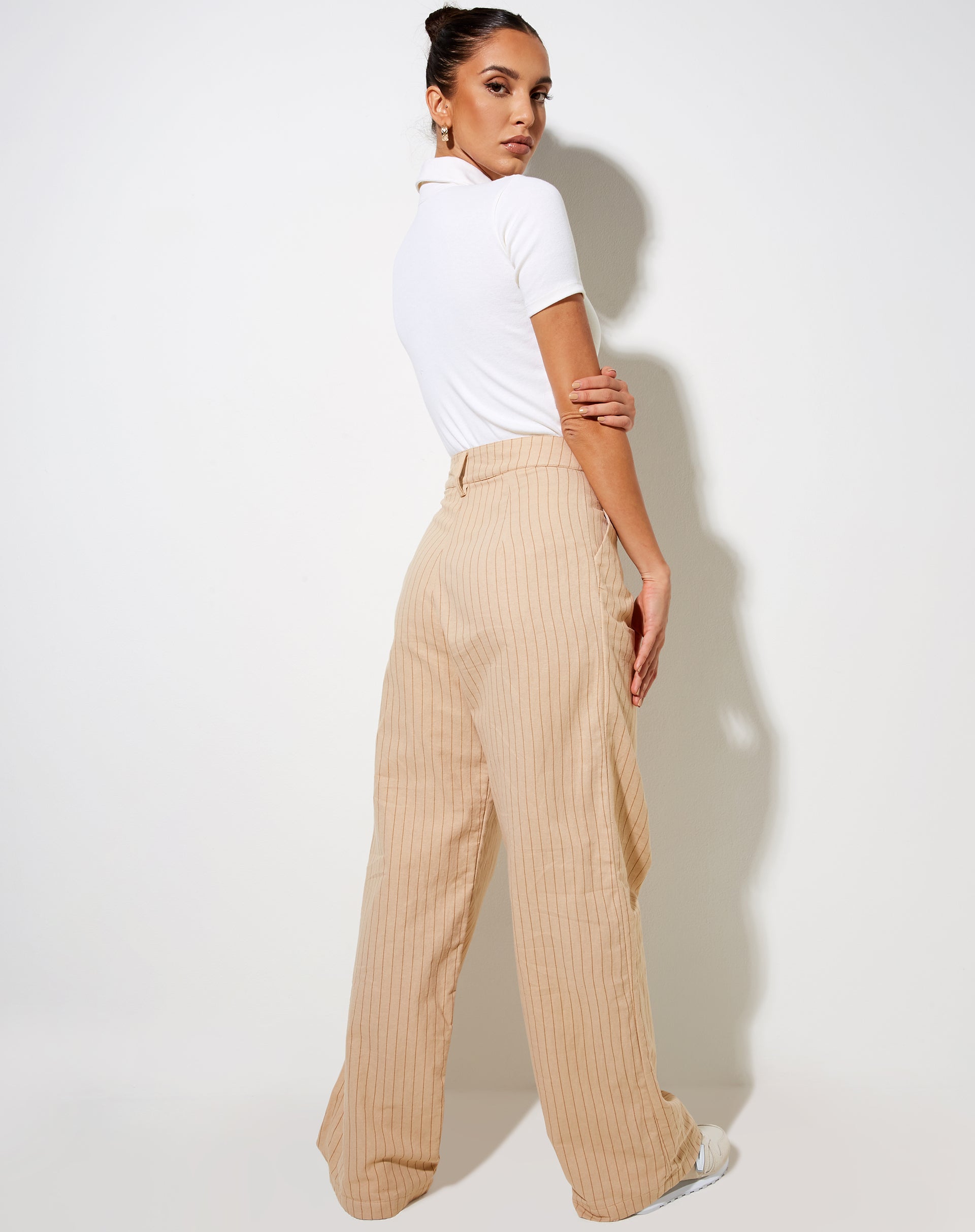 Image of Onfal Hose mit weitem Bein in Pencil Stripe