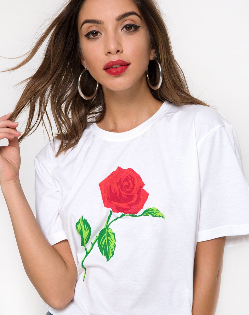 Bild von Oversize Basic Tee in Weiß mit Rose