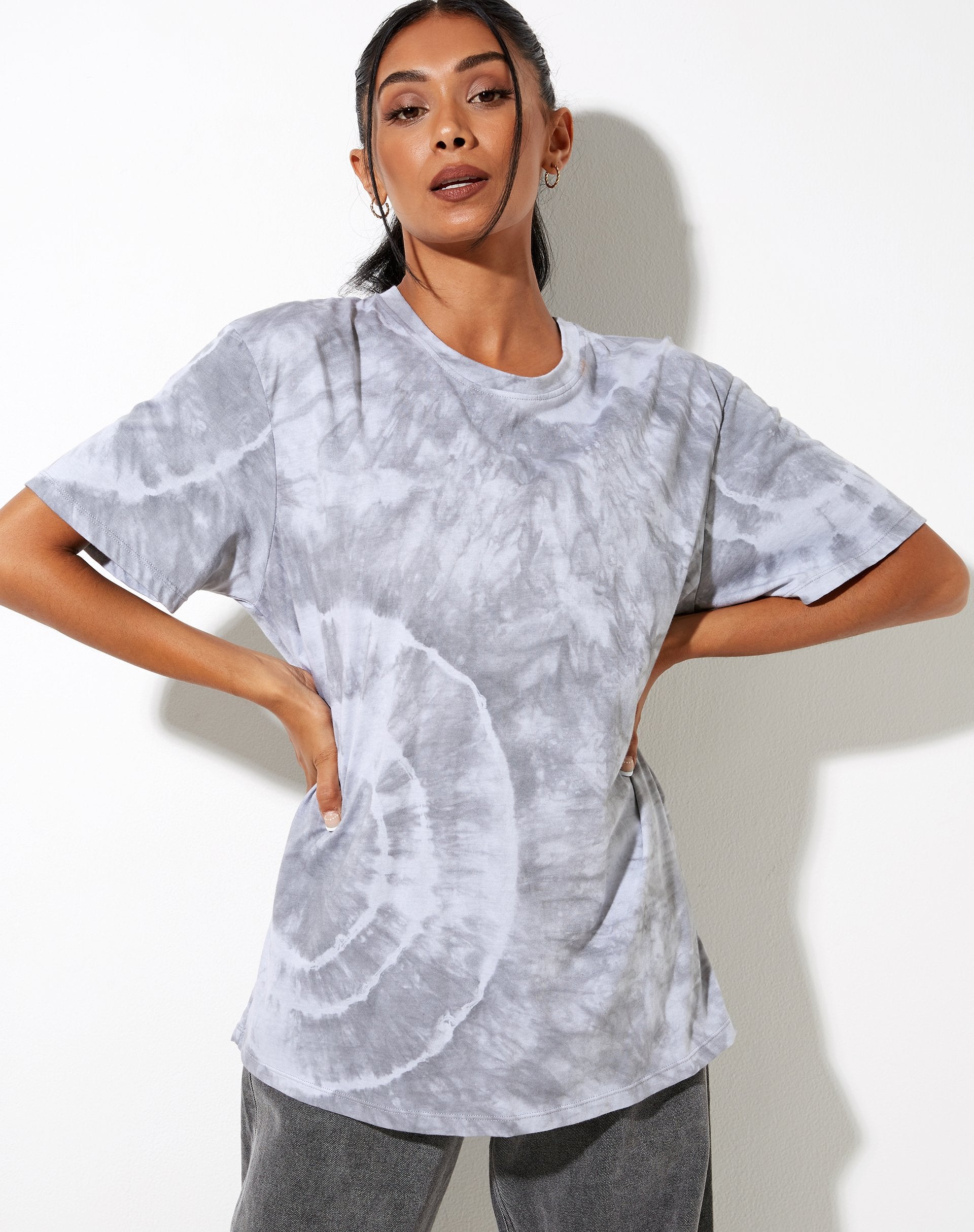 Bild von Oversize Basic Tee in Lunar Rock Radial Tie Dye