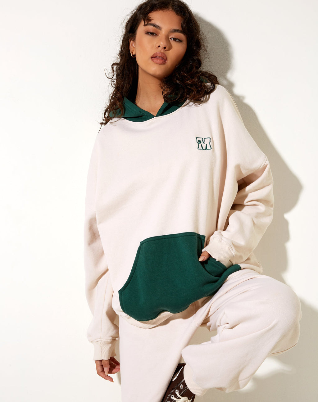 Oversize Hoodie in Waldgrün Winter Weiß M Embro