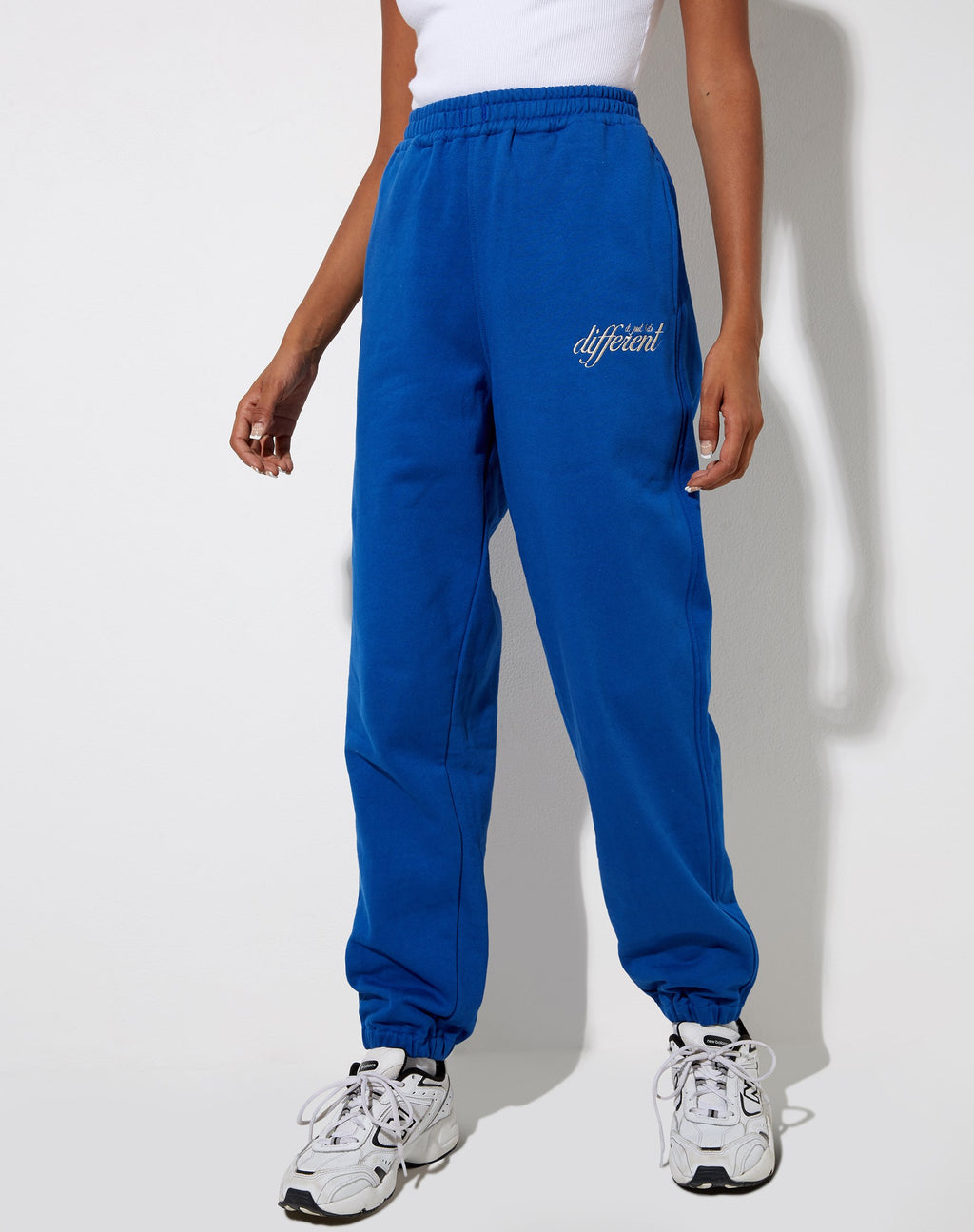 Basta Jogger in Kobalt Es trifft einfach anders zu Embro