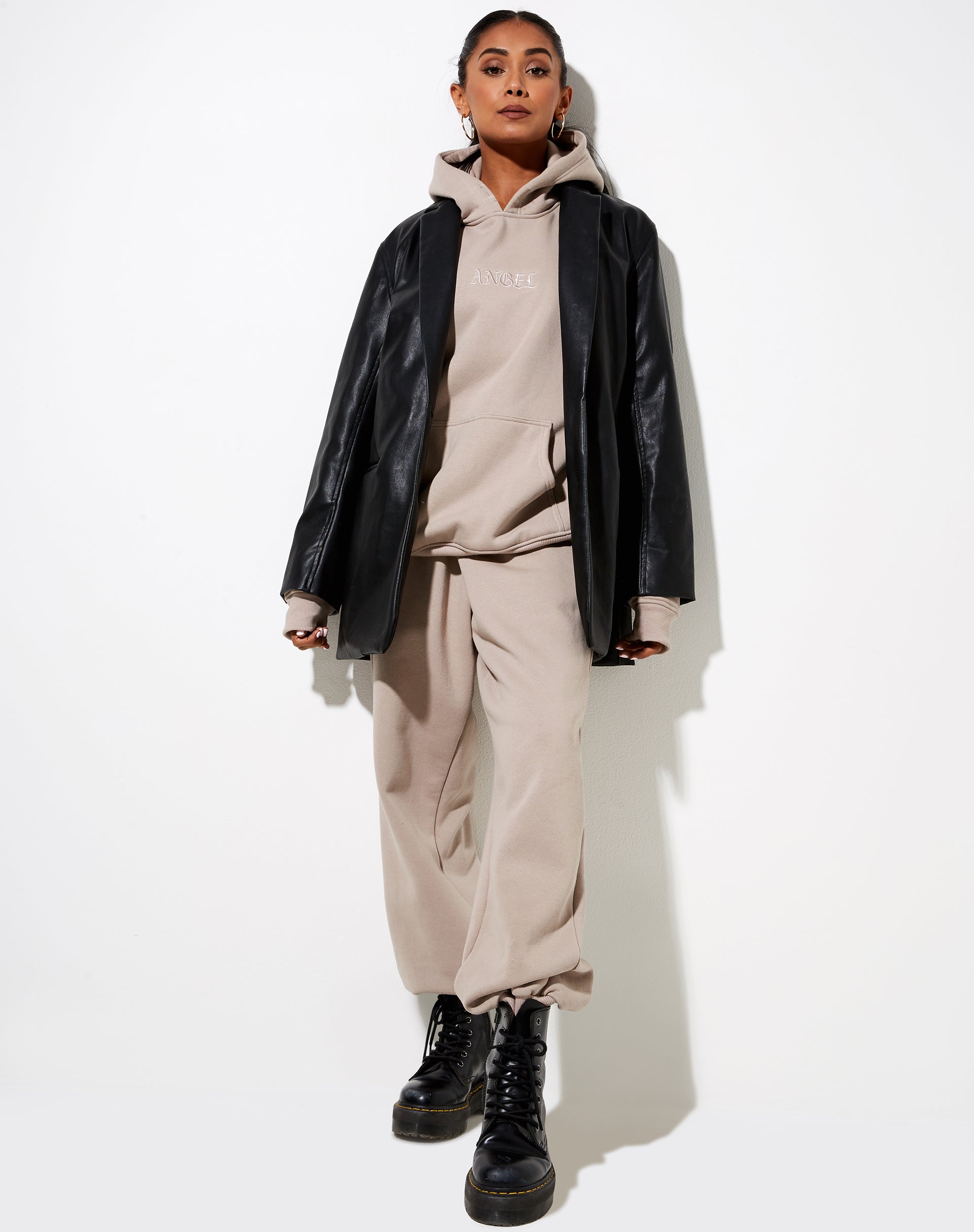 Bild von Oversize-Kapuzenpullover mit Engelsemblem in Pilzform