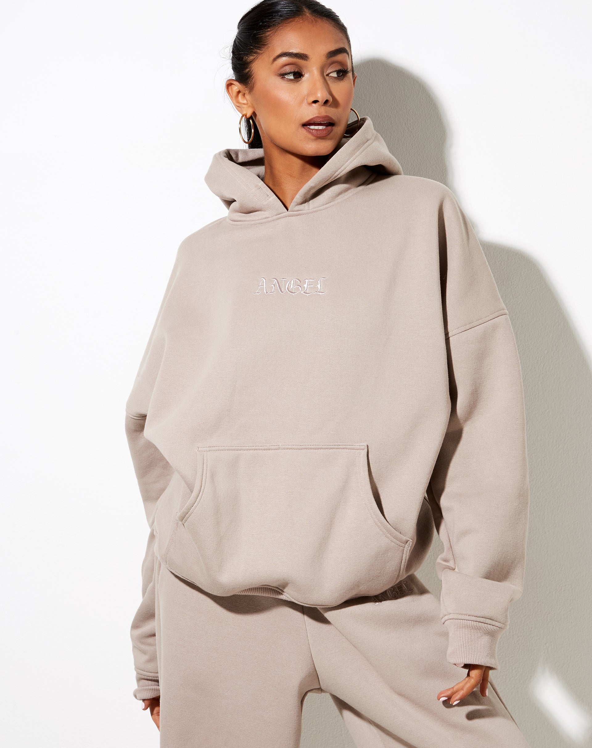 Bild von Oversize-Kapuzenpullover mit Engelsemblem in Pilzform