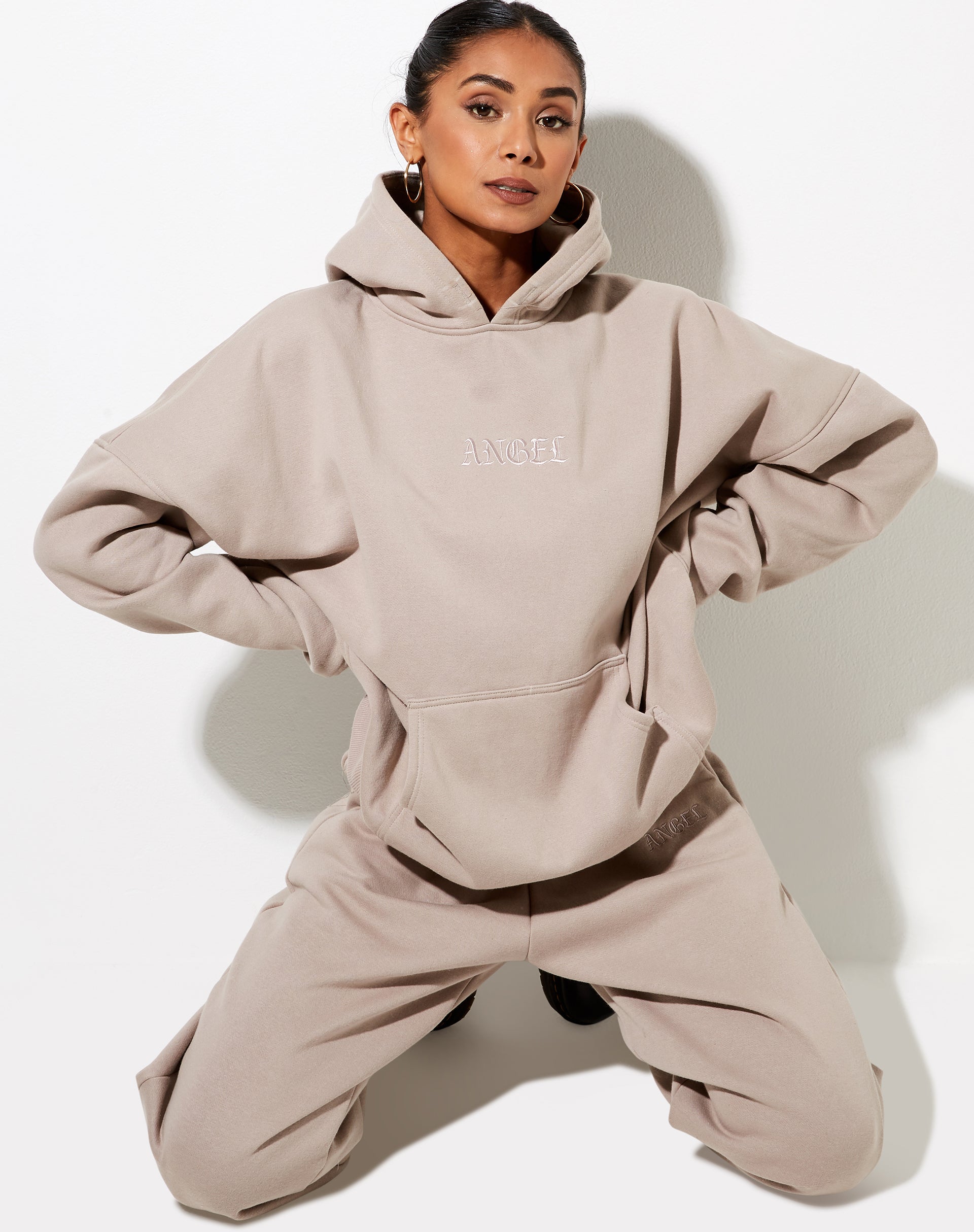 Bild von Oversize-Kapuzenpullover mit Engelsemblem in Pilzform