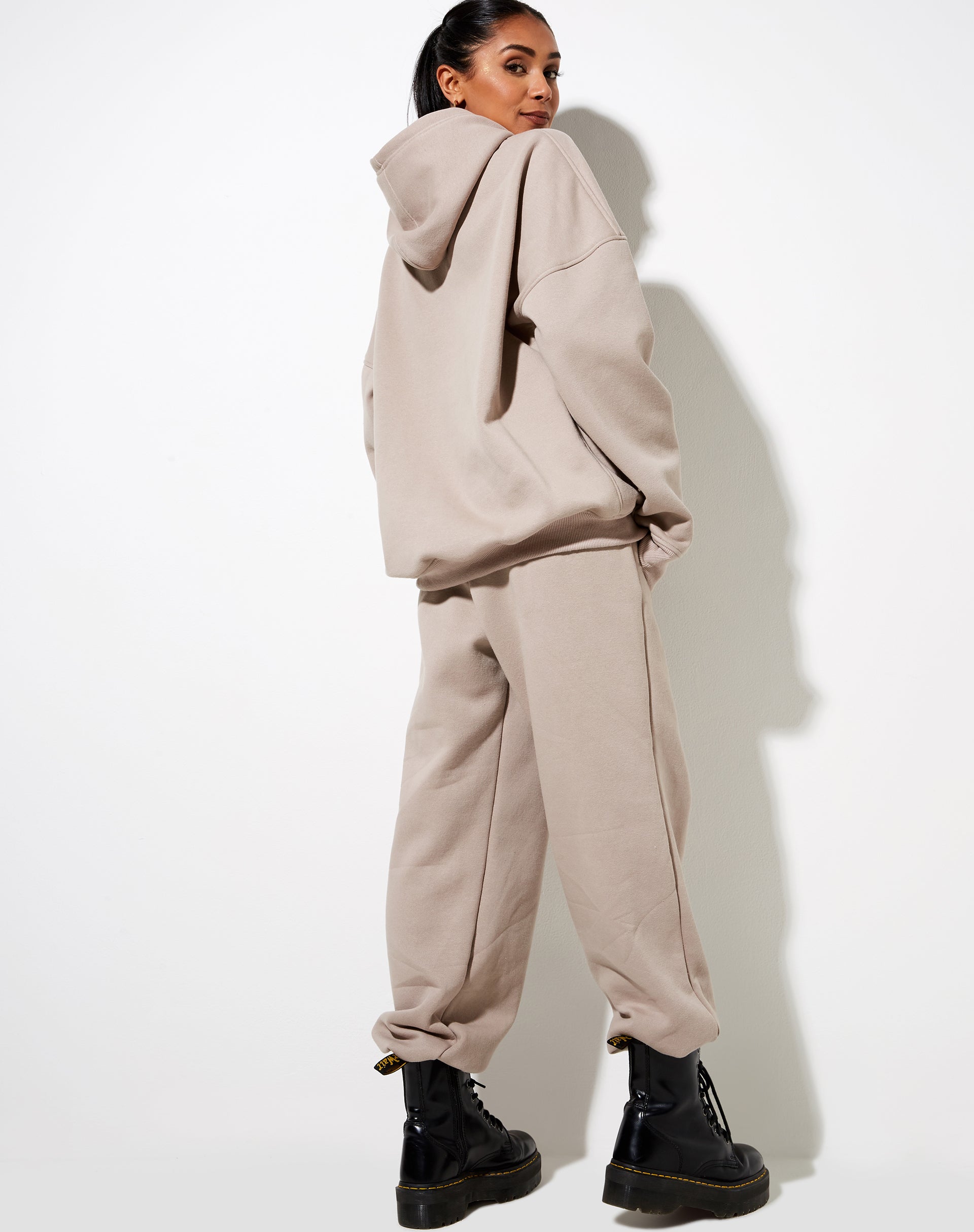 Bild von Oversize-Kapuzenpullover mit Engelsemblem in Pilzform