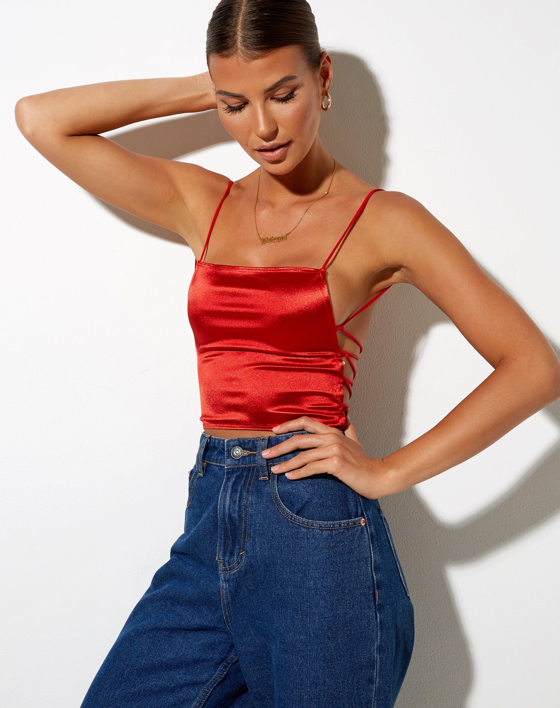 Bild von Ozka Crop Top in Satin Rust