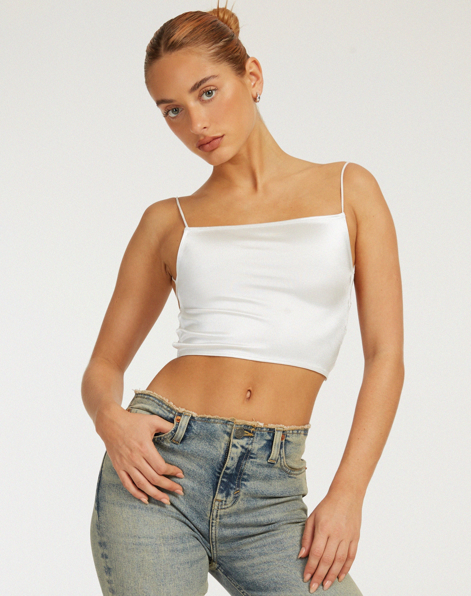 Bild von Ozka Crop Top in Elfenbein