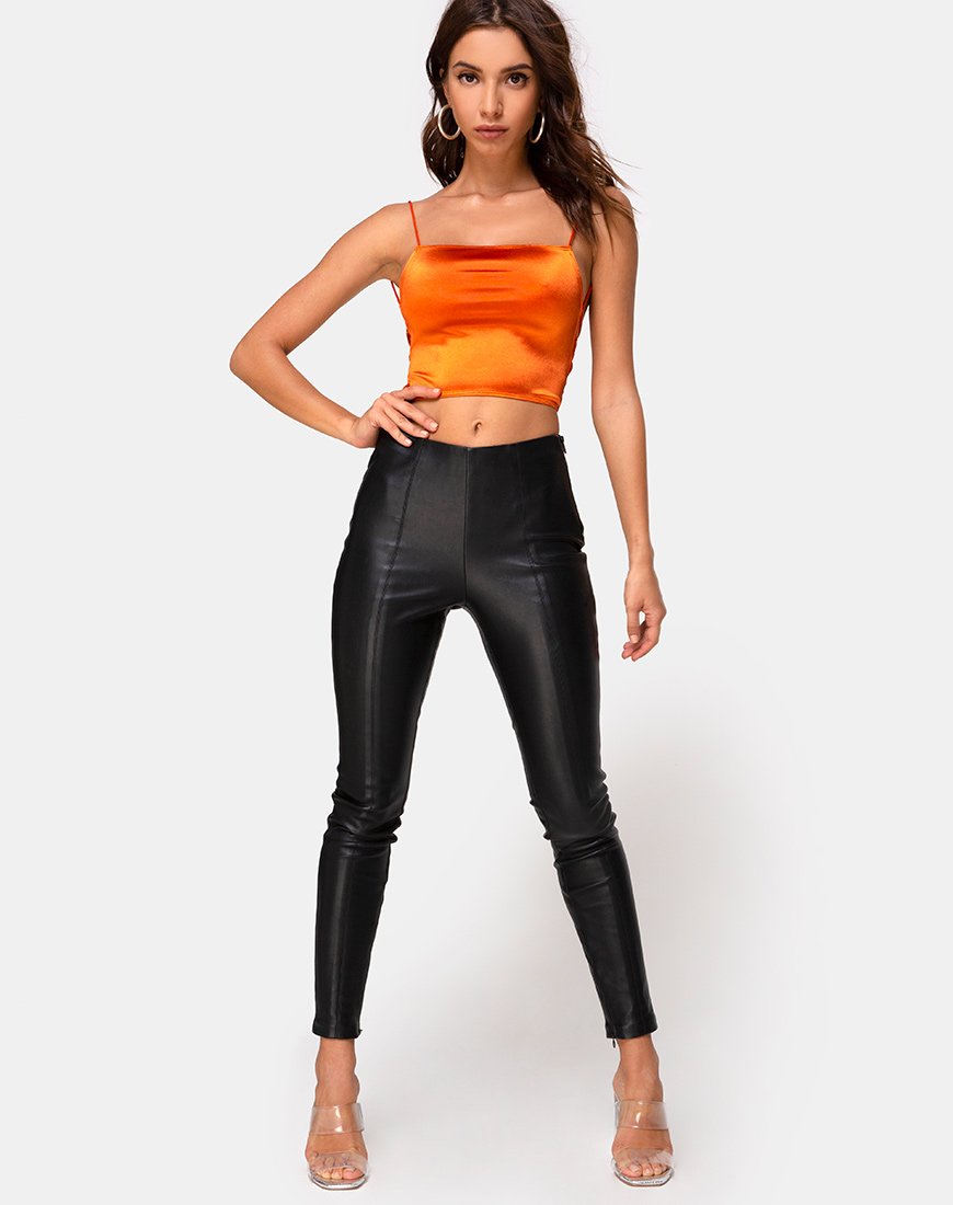 Bild von Ozka Crop Top in Satin Salt Caramel