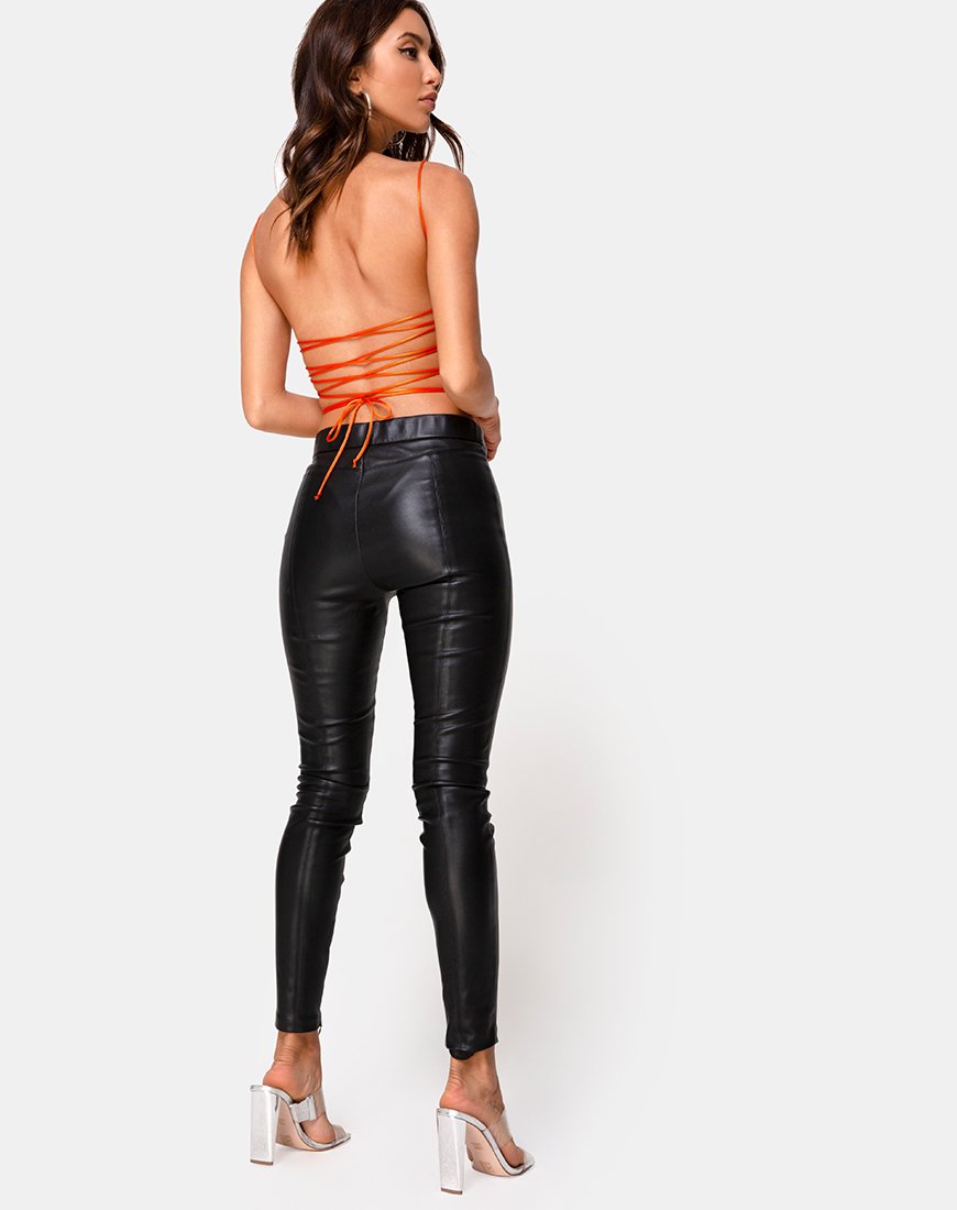 Bild von Ozka Crop Top in Satin Salt Caramel