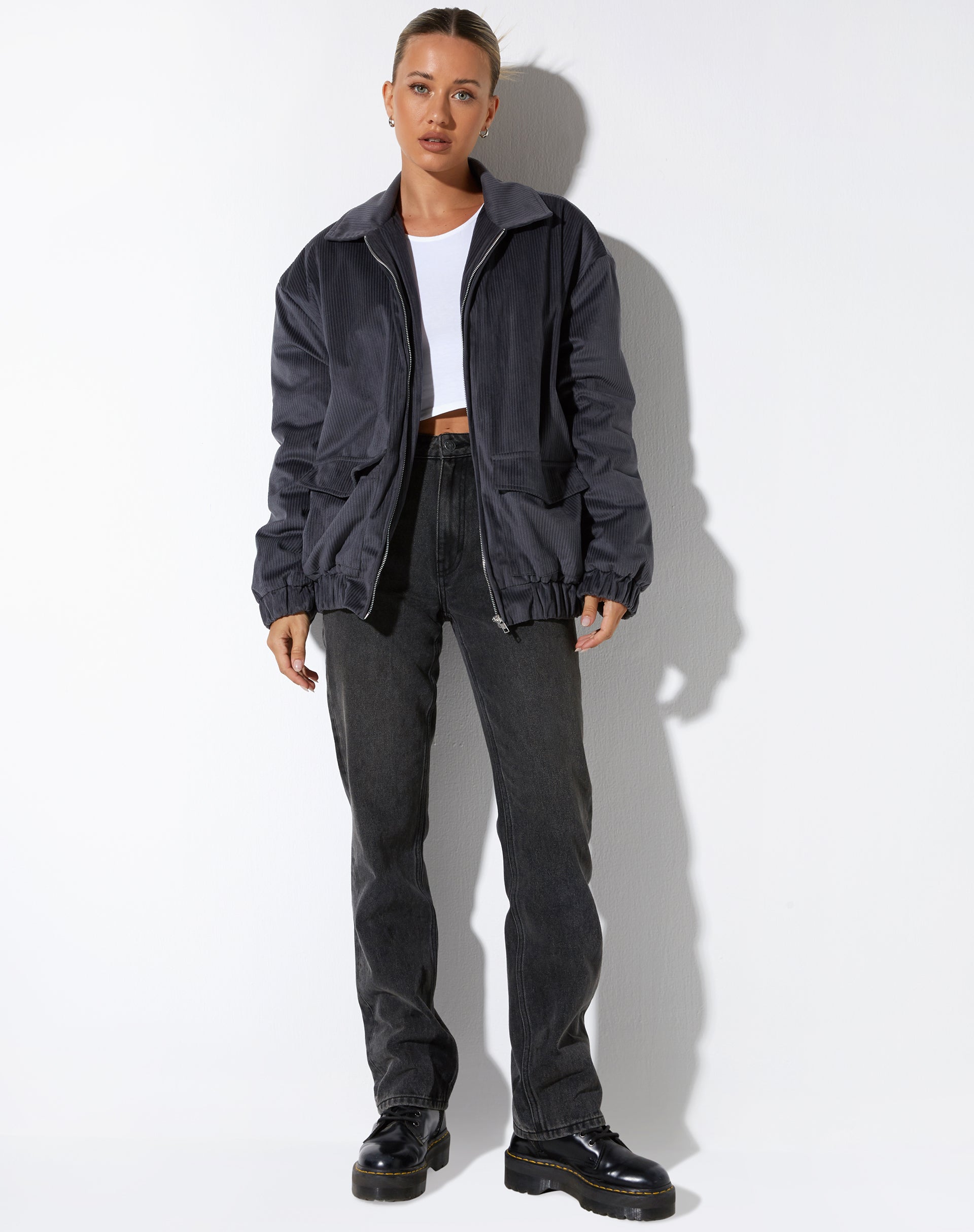 Ozora Jacke in Dunkelgrau