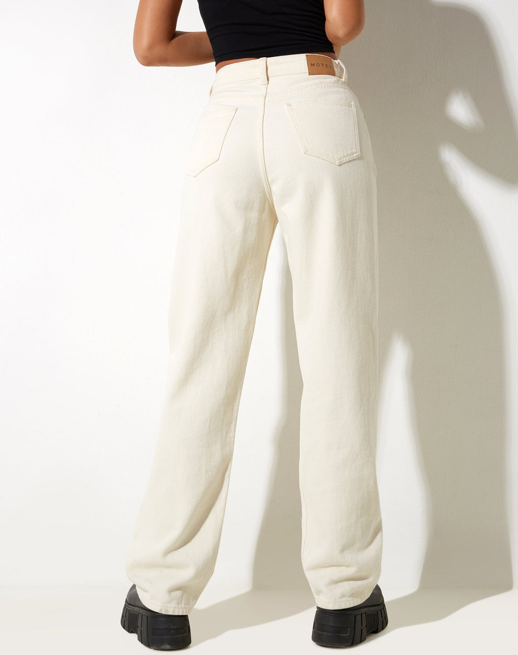 Parallel Jeans in Buttermilch