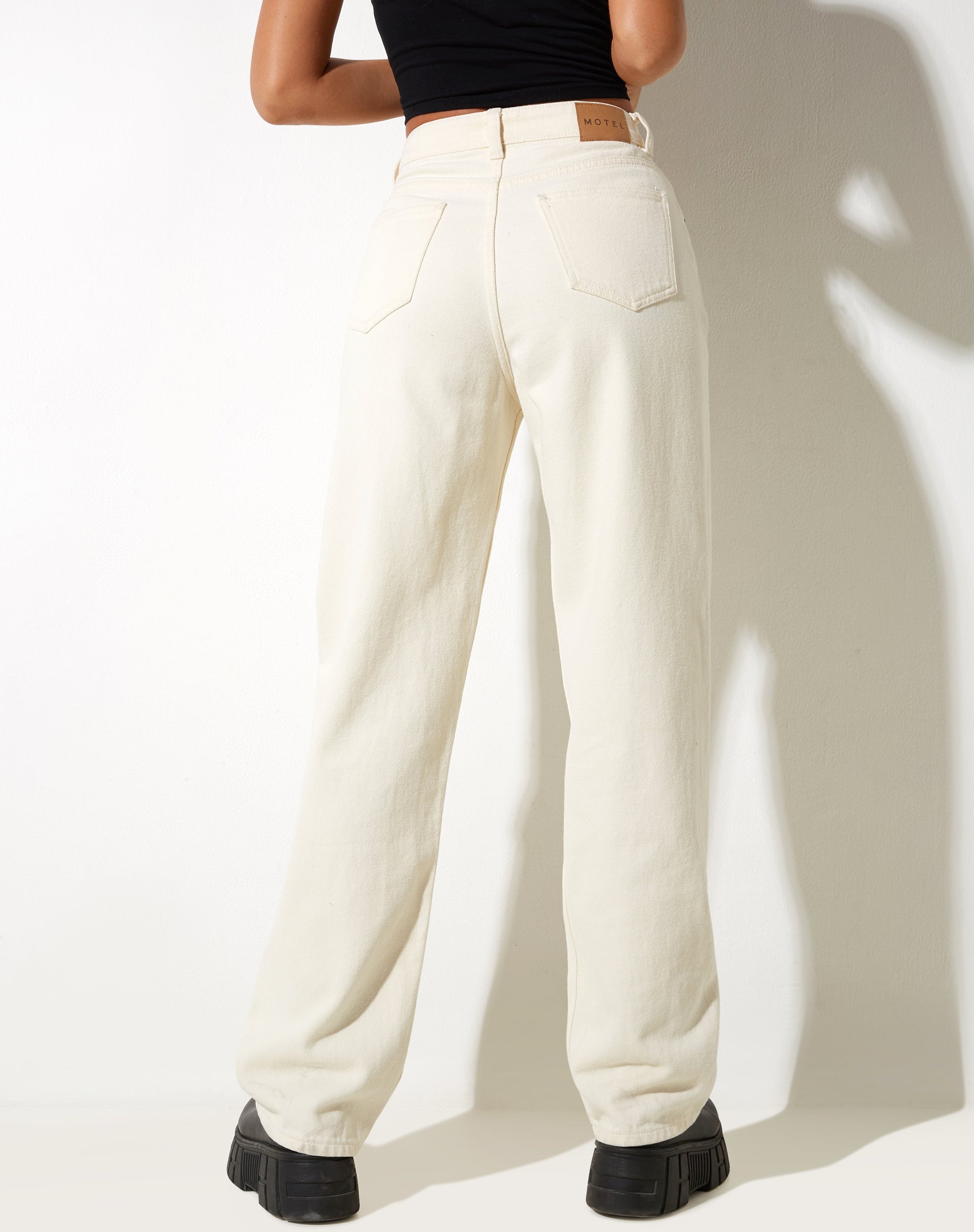 Bild von Parallel Jeans in Buttermilch