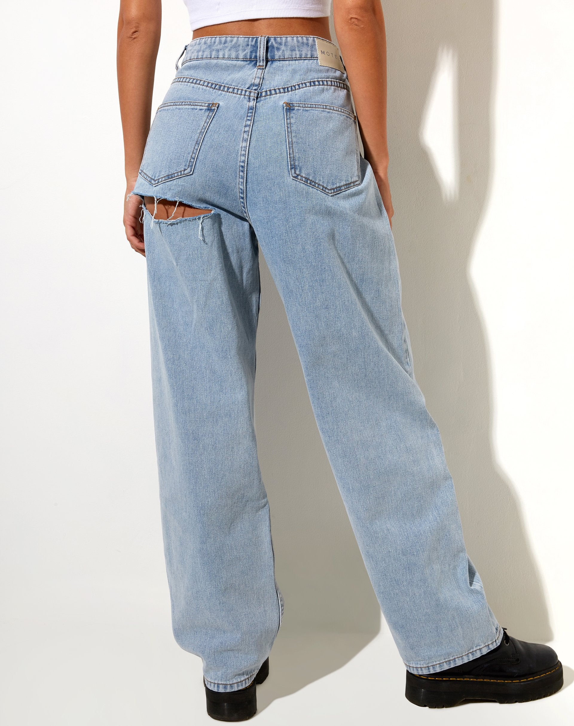 Bild von Bum Rips Parallel Jean in Tonal Light Wash