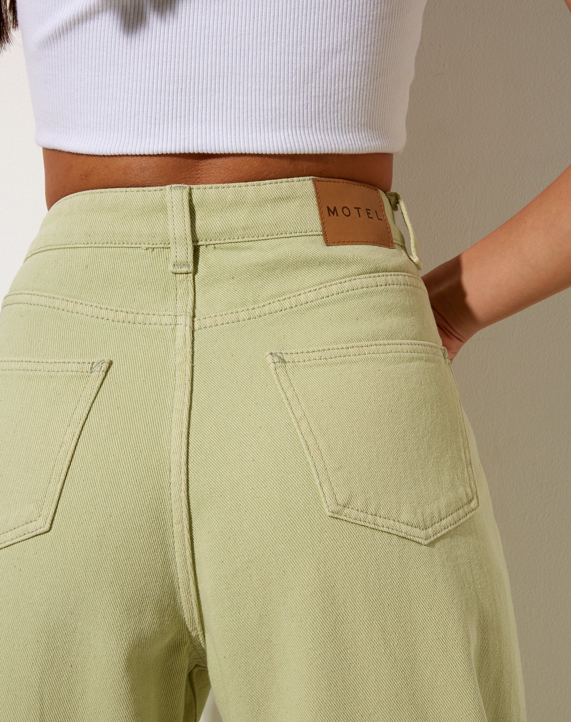 Bild von Parallel Jeans in Salbei
