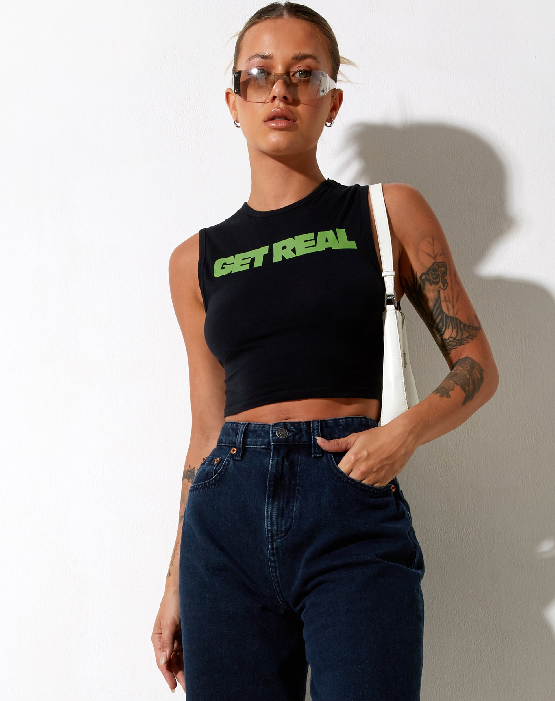 Bild von Gimon Crop Top in Schwarz Get Real