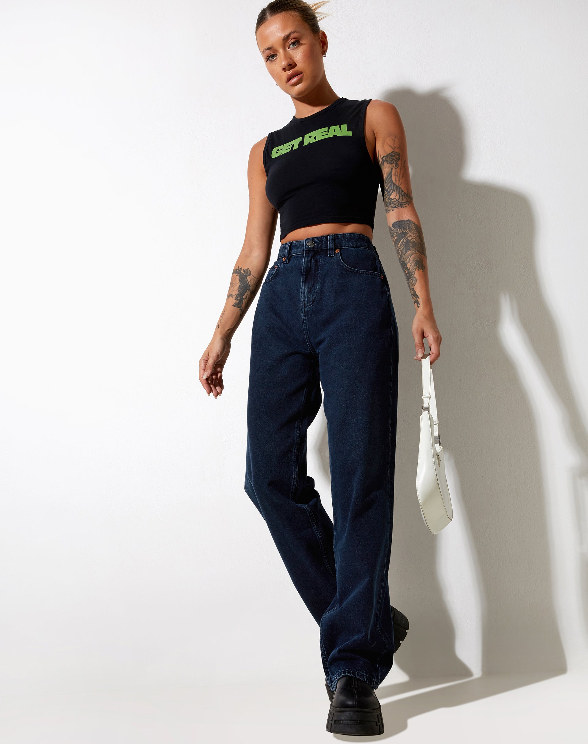 Bild von Gimon Crop Top in Schwarz Get Real