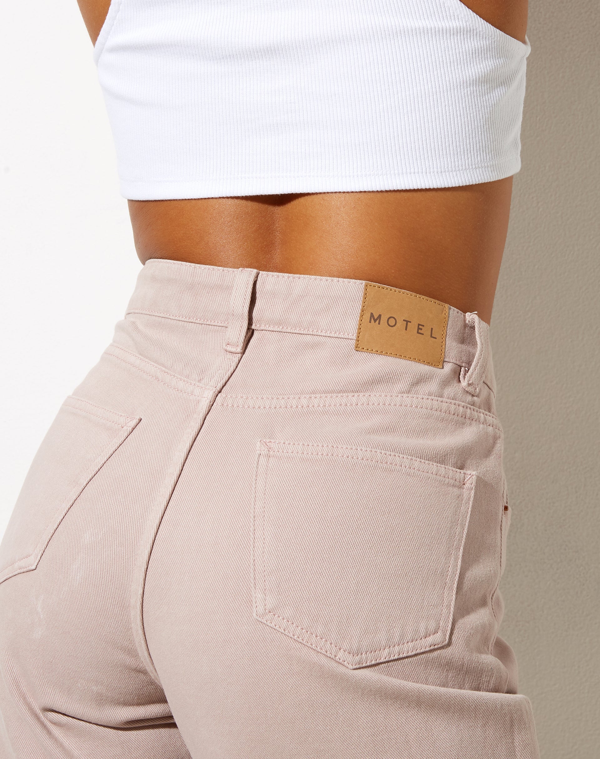 Bild von Parallel Jeans in Washed Lilac