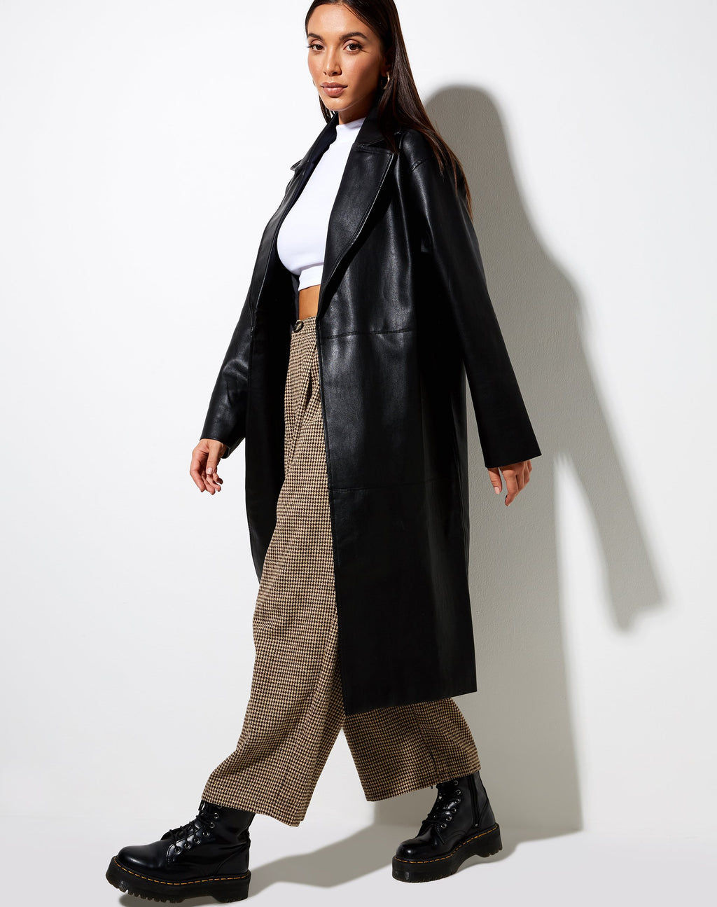 Duster Longline Mantel in Pu Schwarz