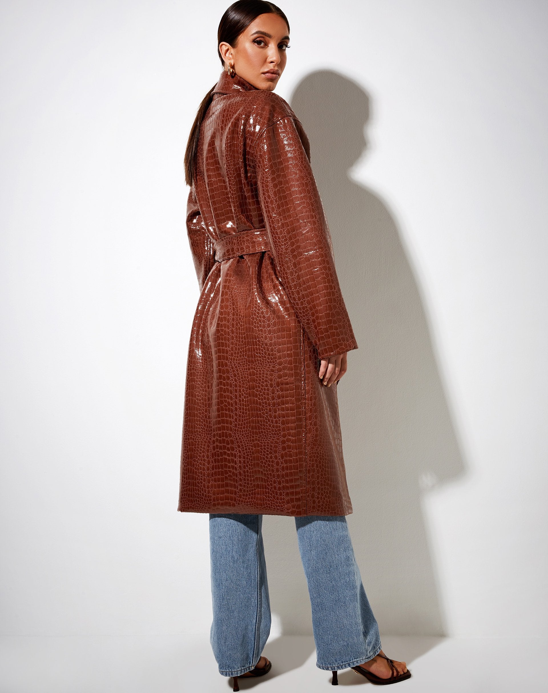 Image of Duster Langarmmantel aus Croc Pu Braun