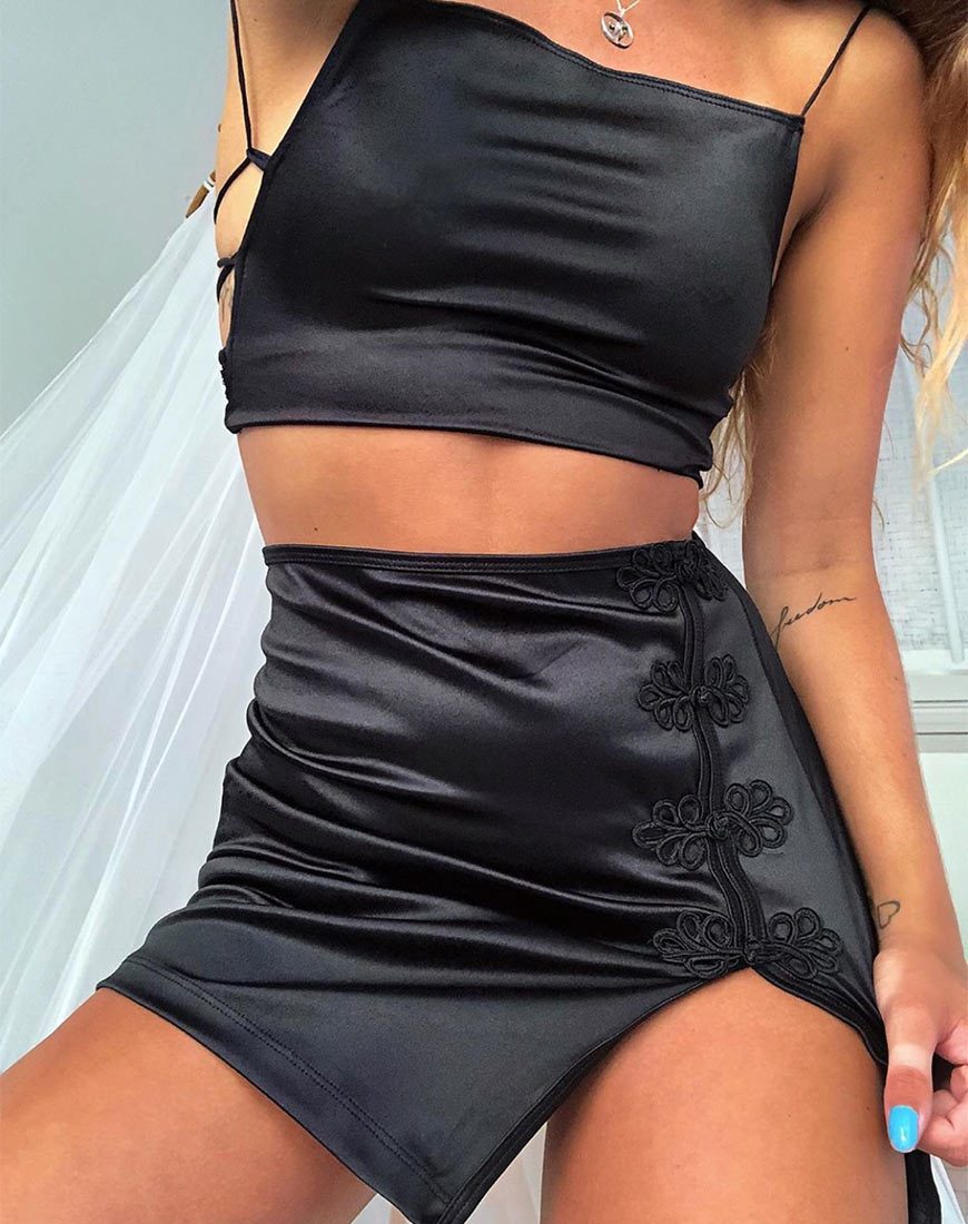 Shena Minirock aus Satin Schwarz