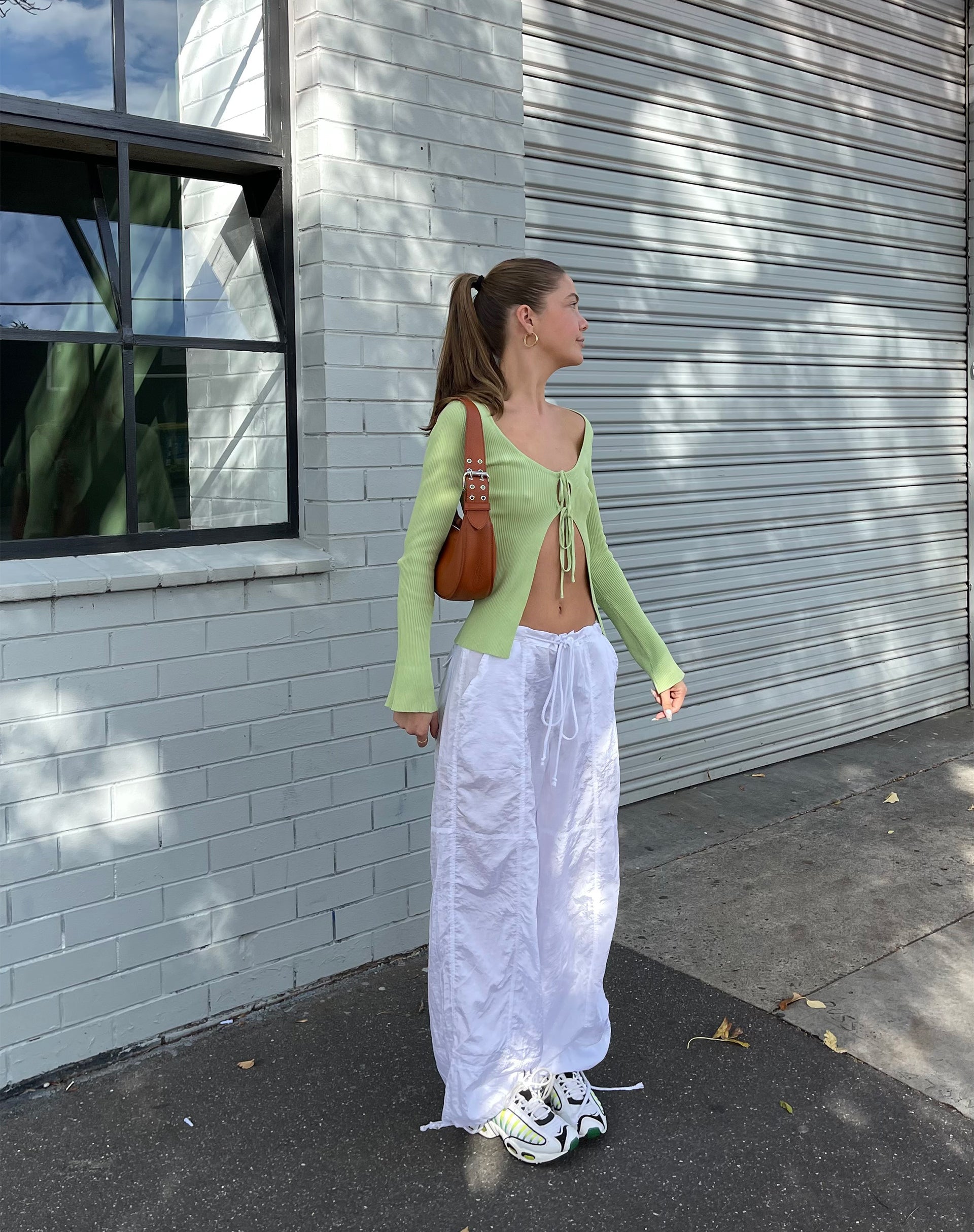 Bild von MOTEL X JACQUIE Sujata Cardi in Rippenstrick Pastell-Limette