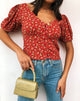 Bild von Moria Top in Falling For You Floral Rot