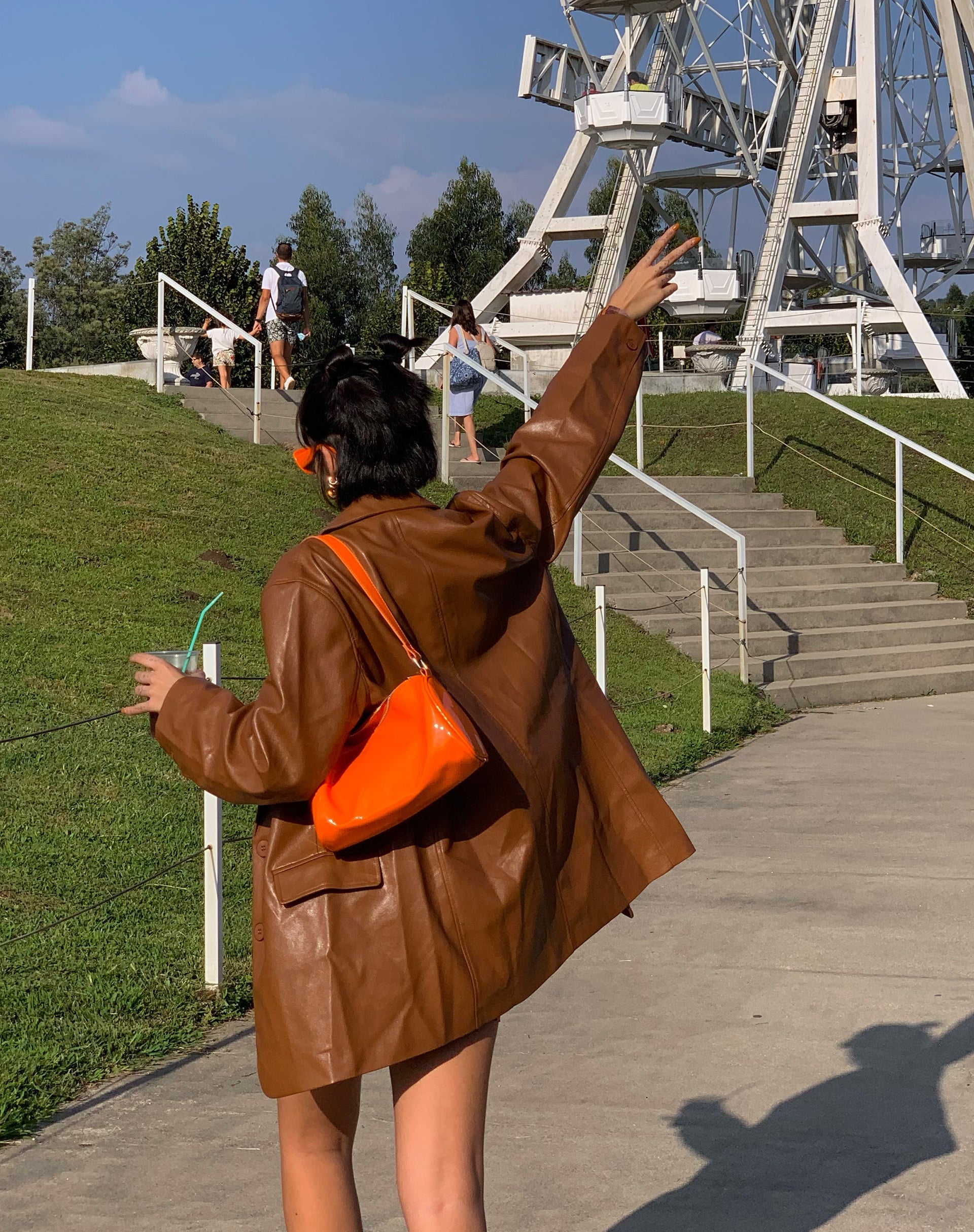 Bild von MOTEL X IRIS Saken Blazer in PU-Schokolade