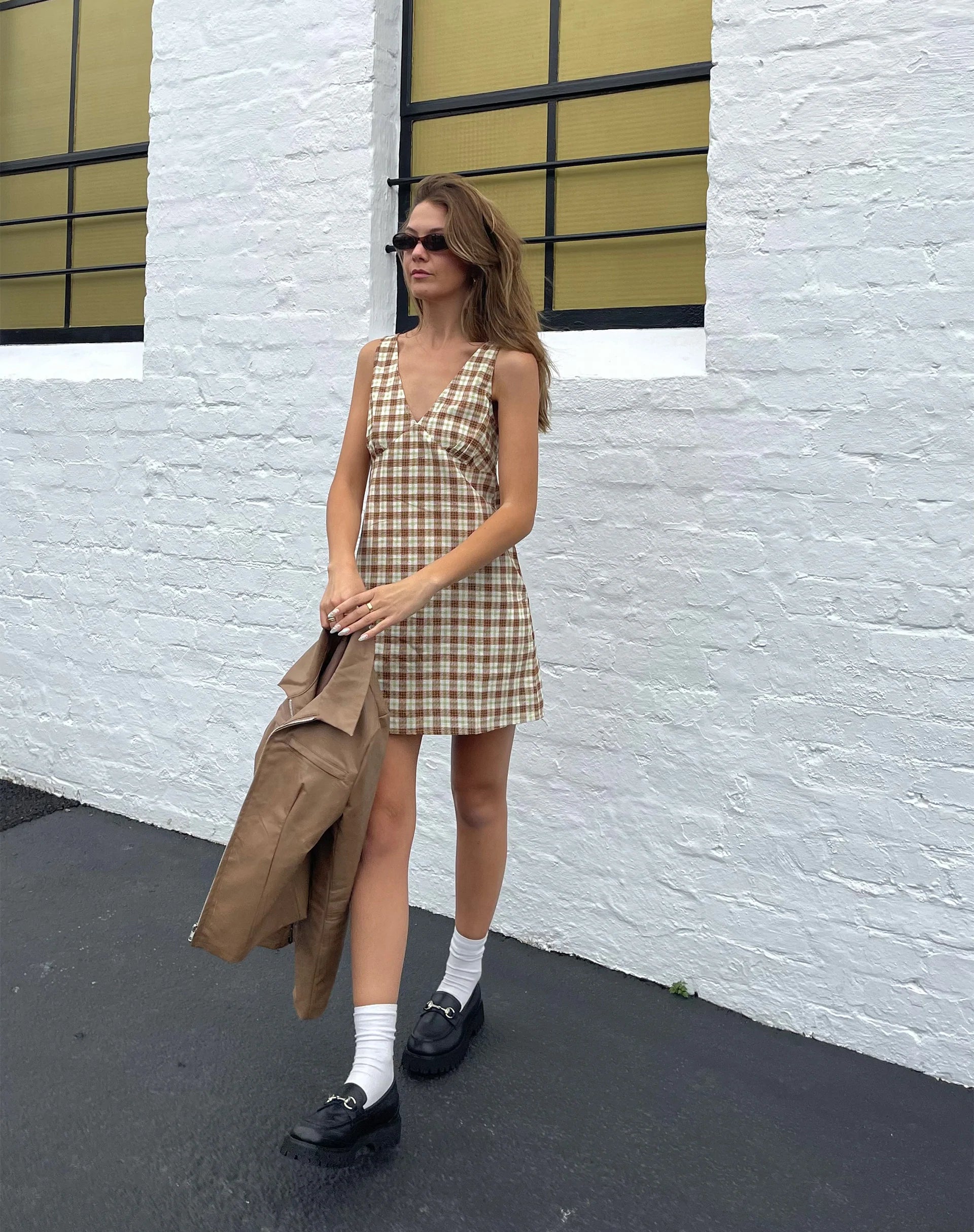 Bild von MOTEL X JACQUIE Eluned Day Dress in Gelb und Braun Check