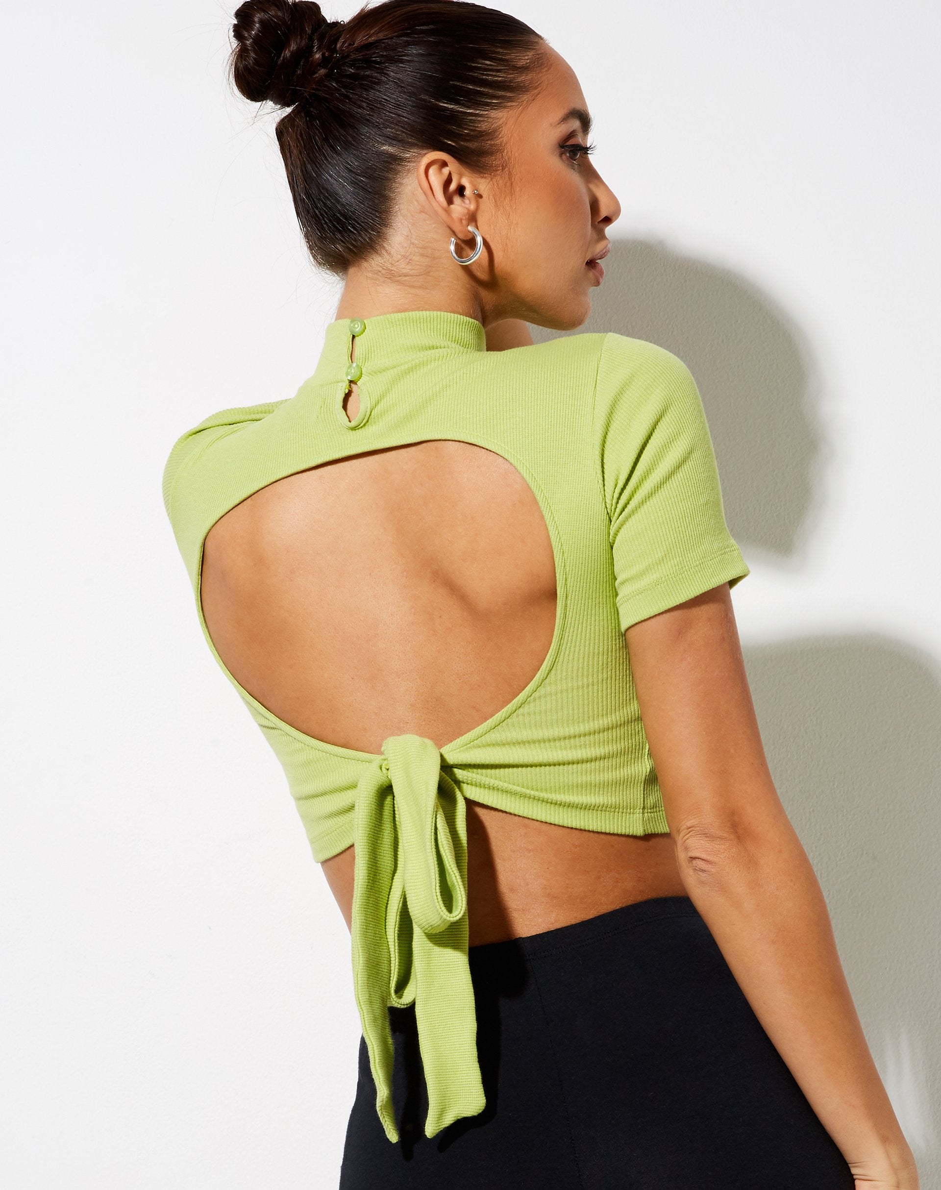Bild von Que Crop Top in Blattgrün