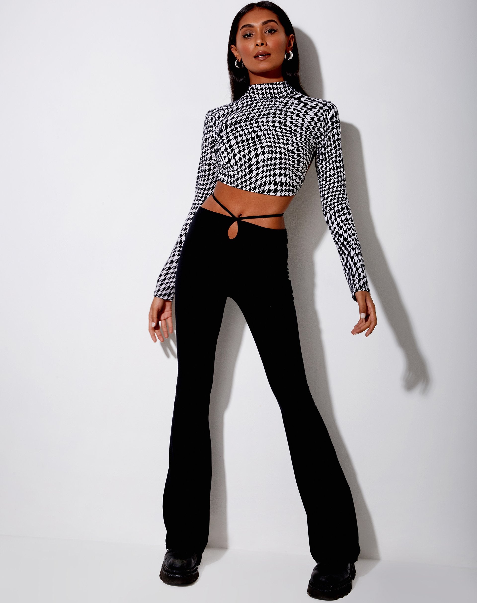 Bild von Quelia Crop Top in Wavey Dogtooth