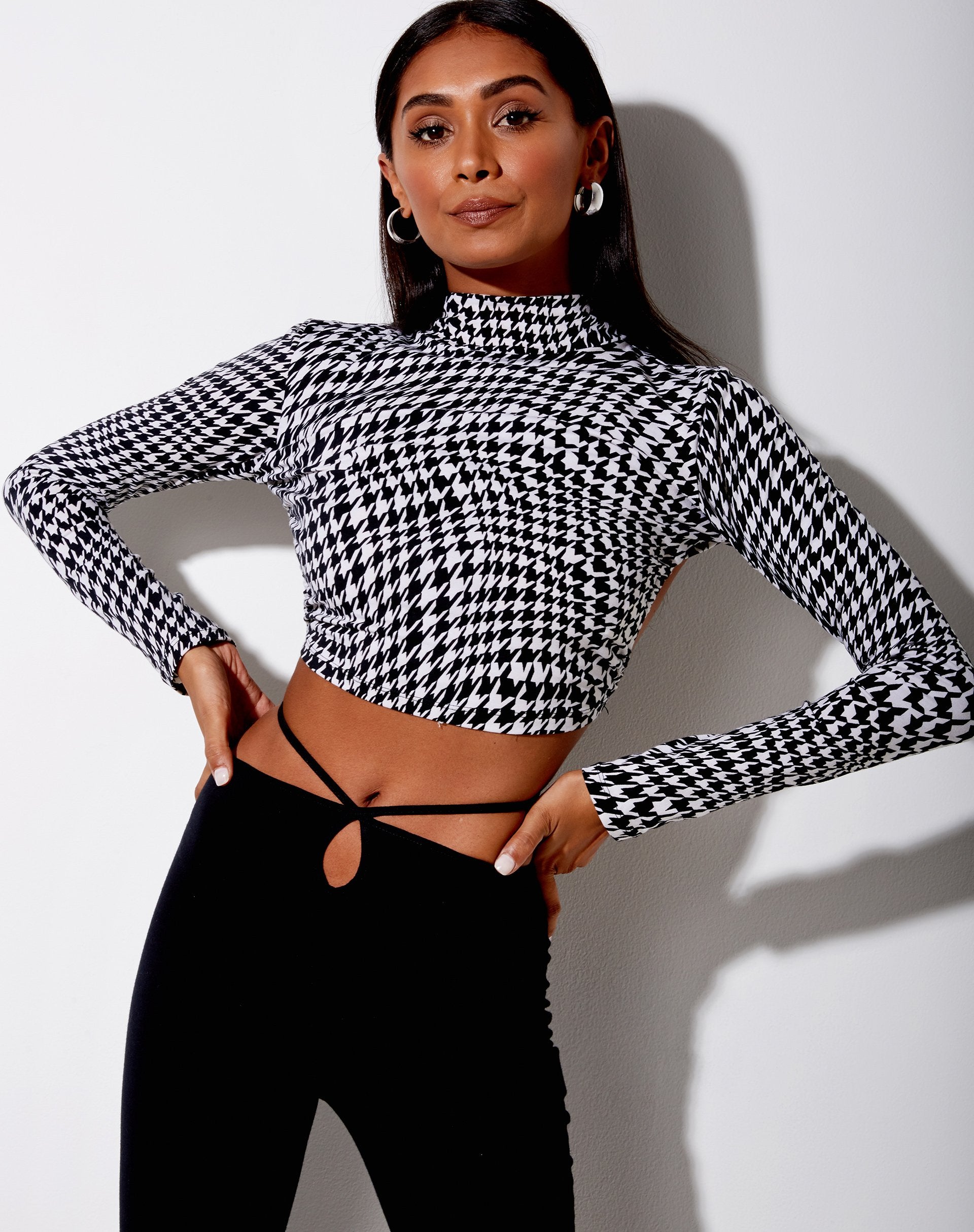 Bild von Quelia Crop Top in Wavey Dogtooth
