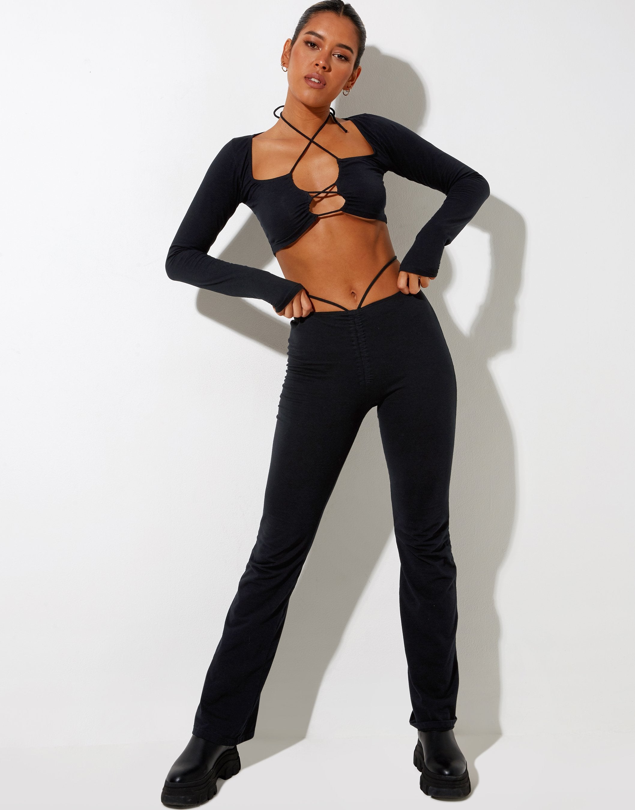 Bild von Rana Crop Top in Schwarz