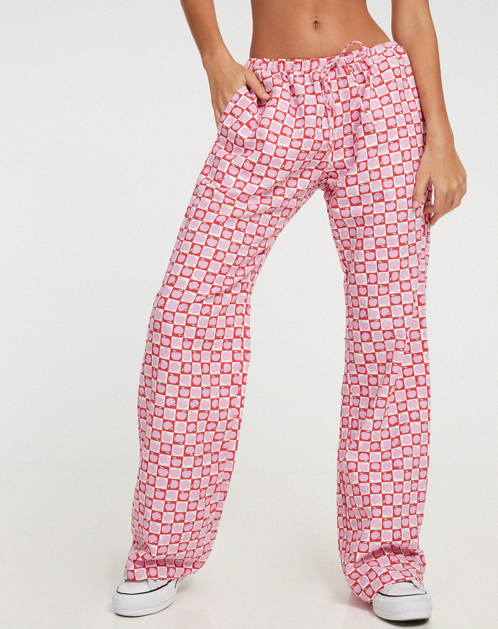 Raya Hose mit weitem Bein aus Apfelkaro Blush Red