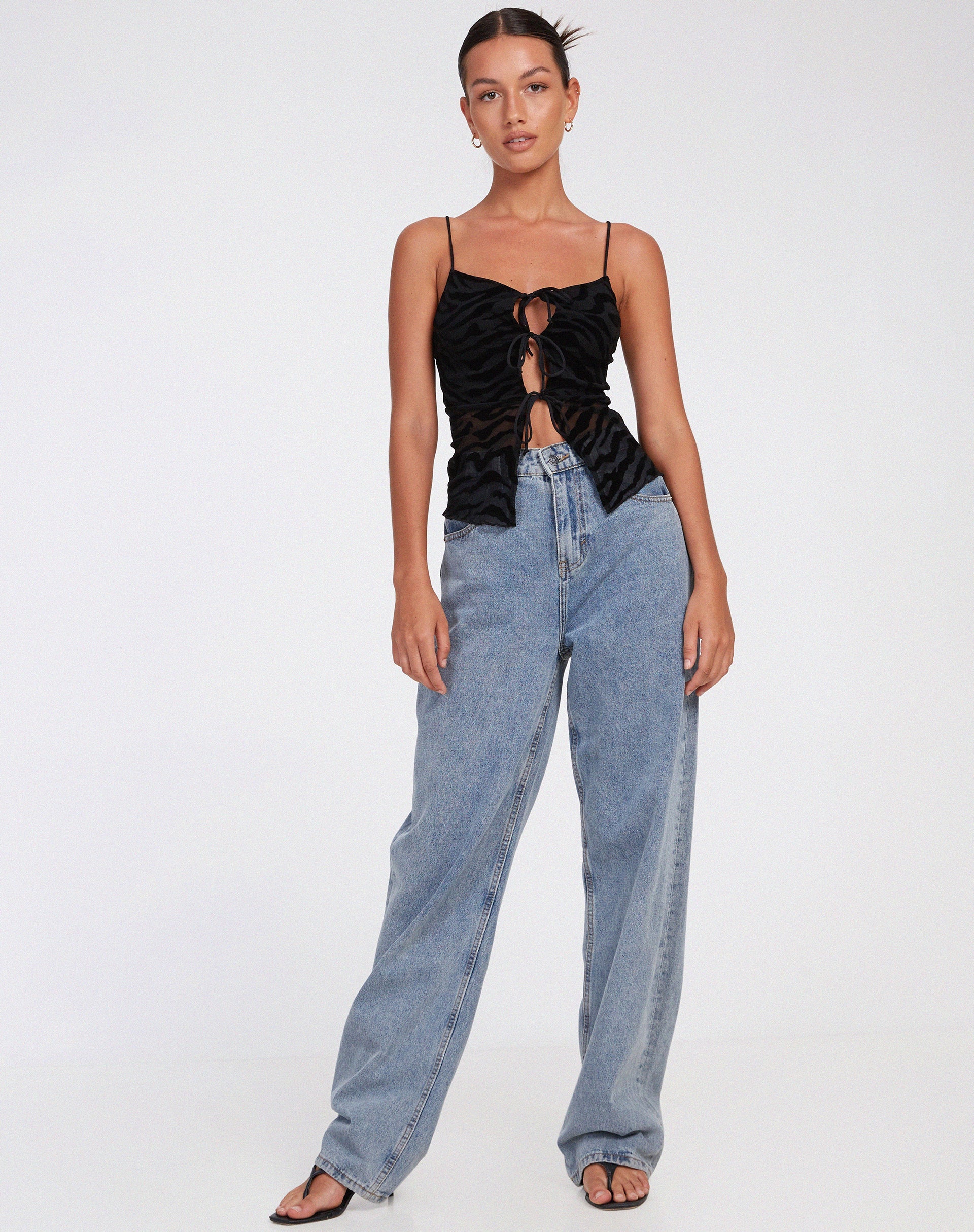 IMAGE OF Rayu Top in Zebra Flock Schwarz