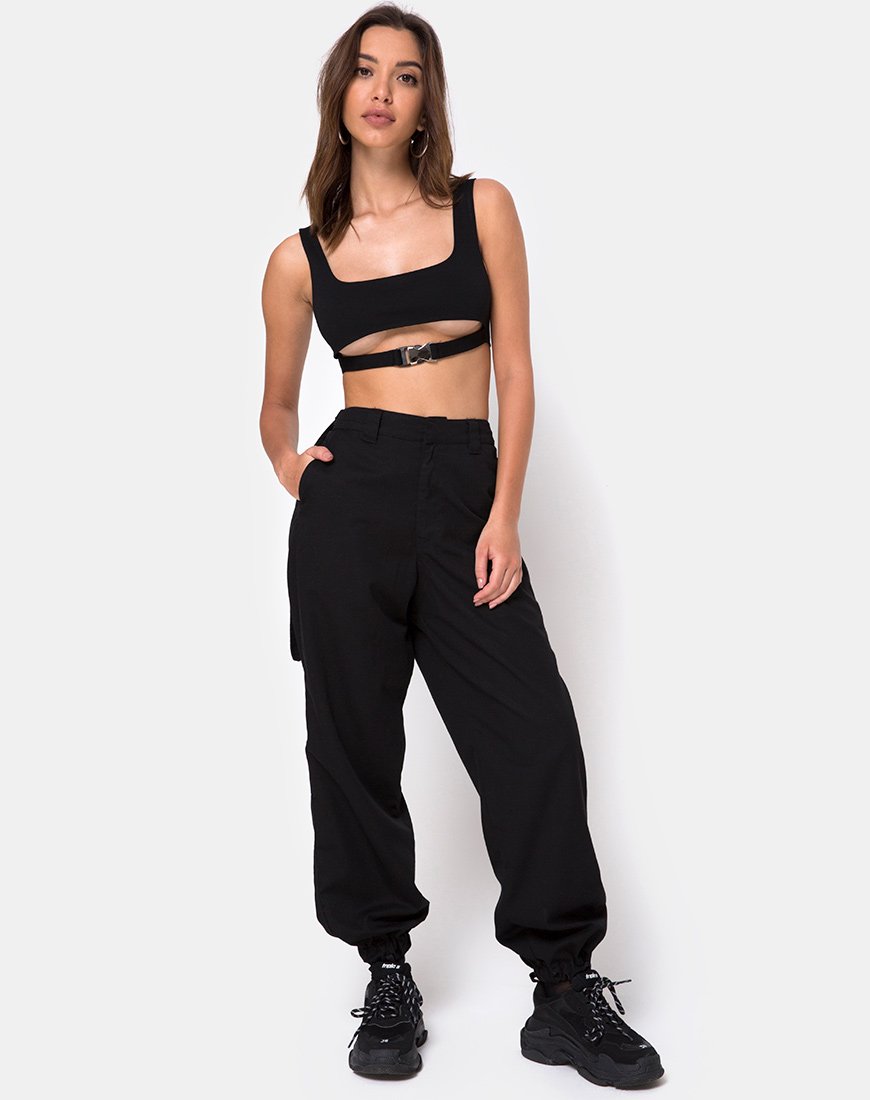 Image of Reka Crop Top in Schwarz mit silberner Schnalle