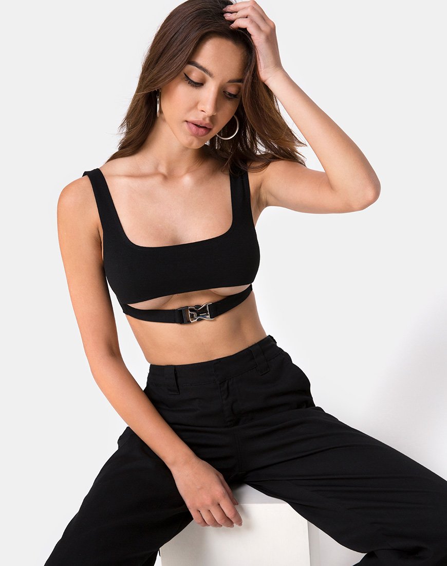 Reka Crop Top in Schwarz mit silberner Schnalle