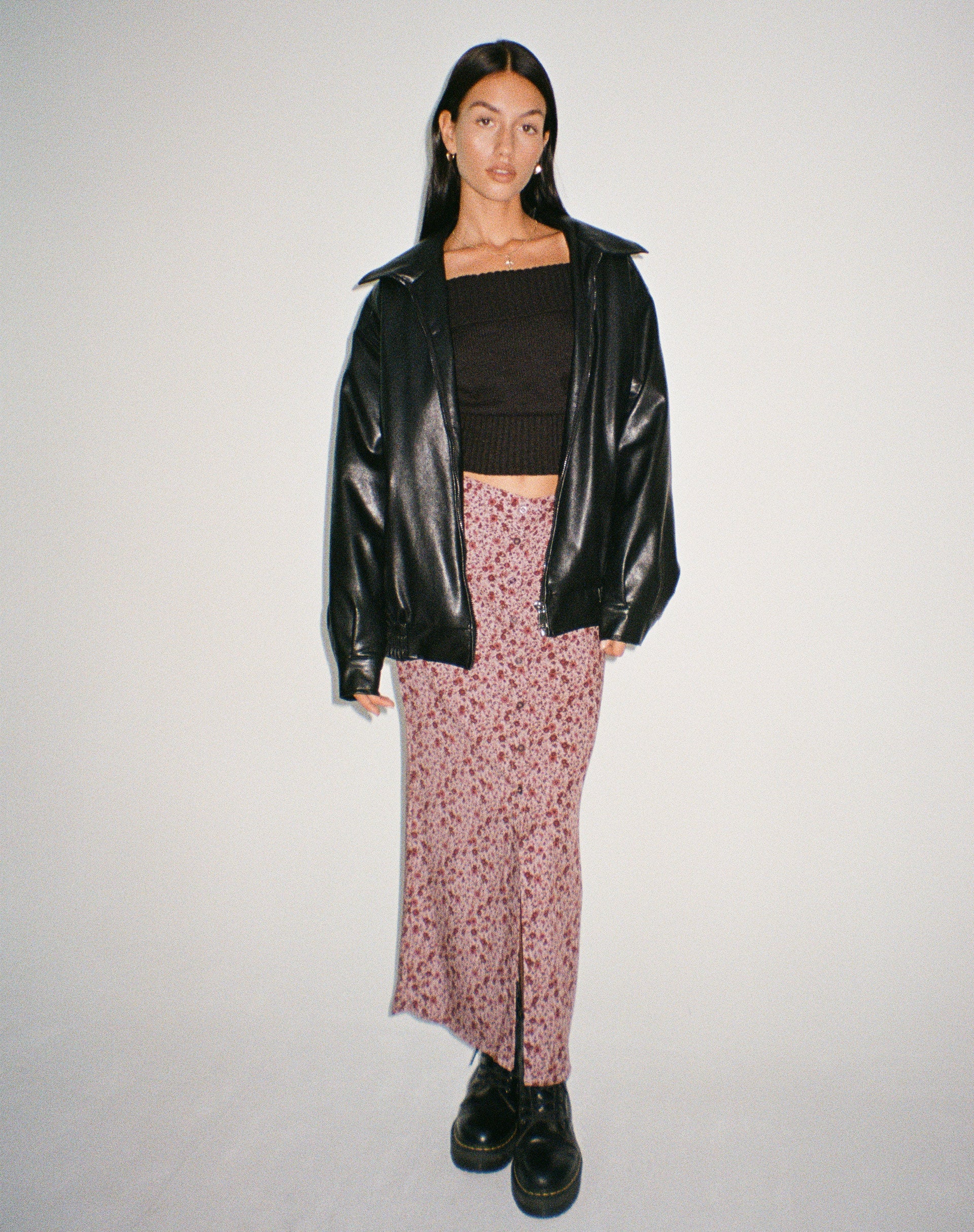 Abbildung des Relow Maxirocks in 90's Floral Burgundy