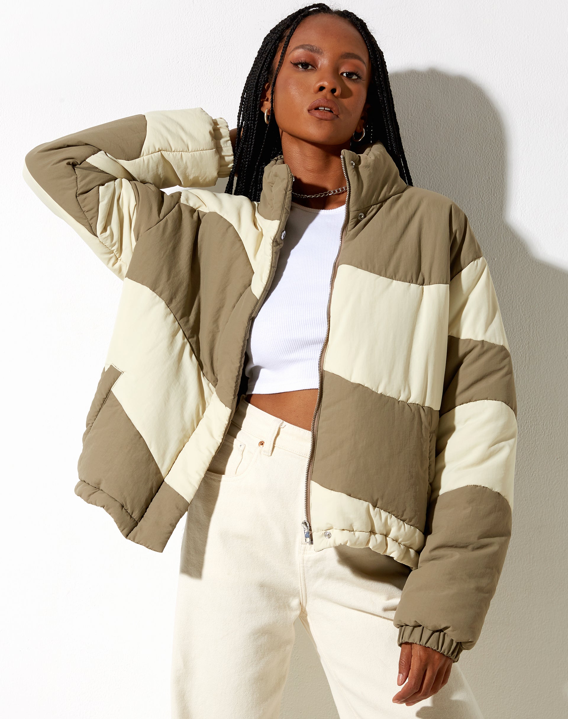 Image of Renee Puffa Jacket in Creme und Taupe mit Paneelen