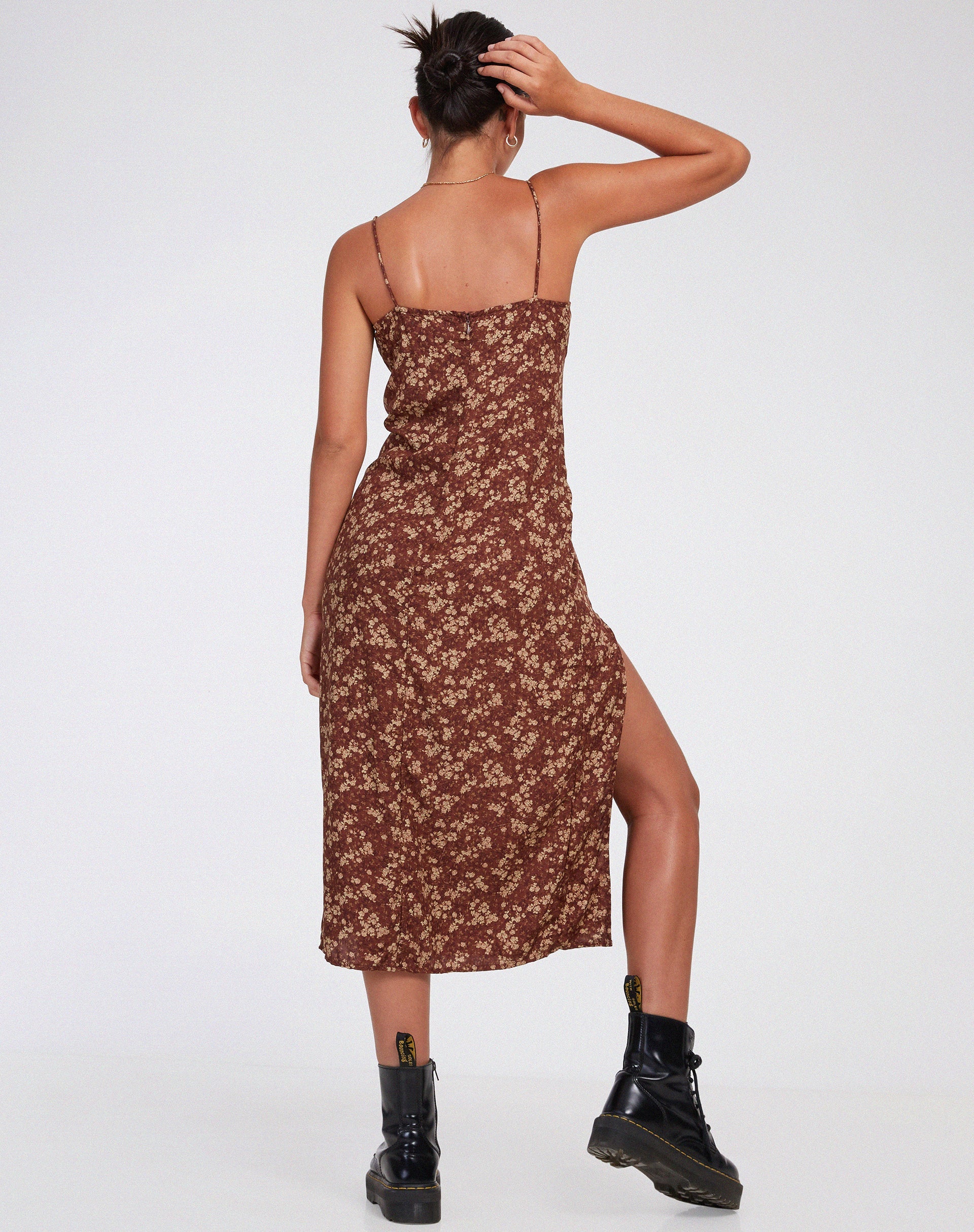 IMAGE OF Cypress Maxikleid in erdig-blumigem Braun