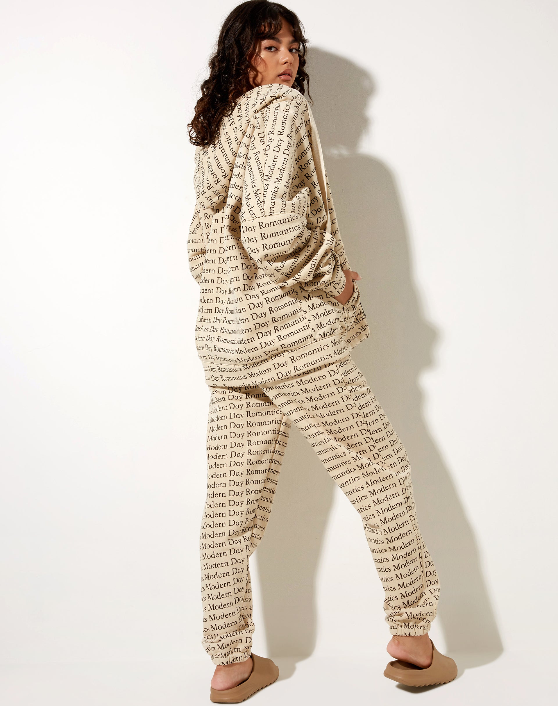 Bild von Hollack Zip Hoody in Modern Day Romantics