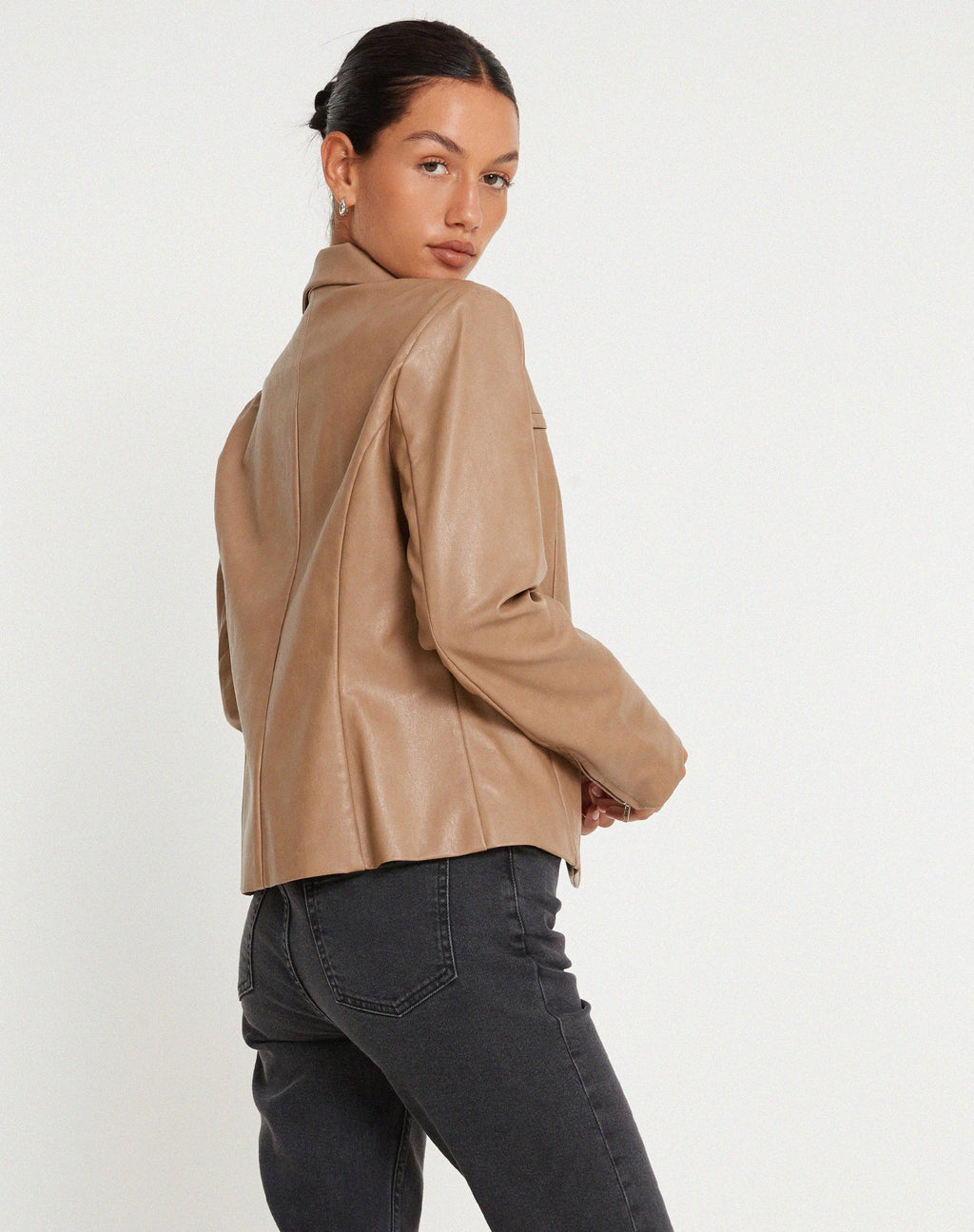 Jaga Jacke in PU Tan