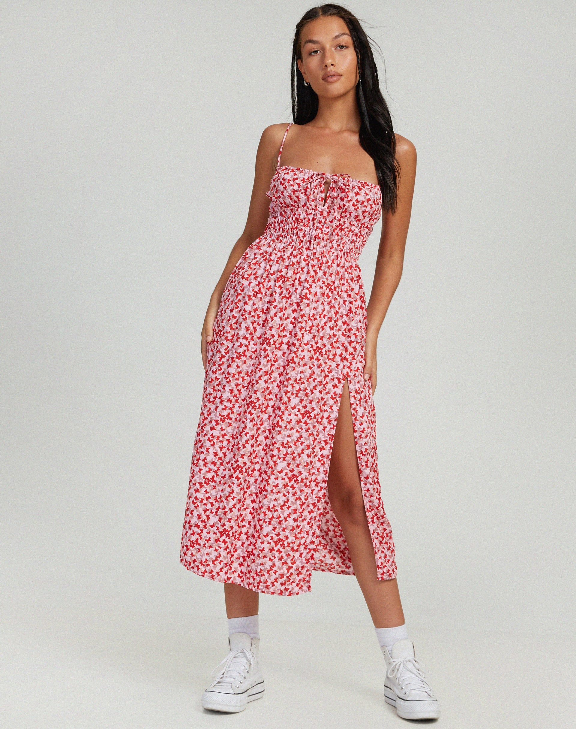 Bild von Jeyro Midikleid in Ditsy Butterfly Pfirsich und Rot
