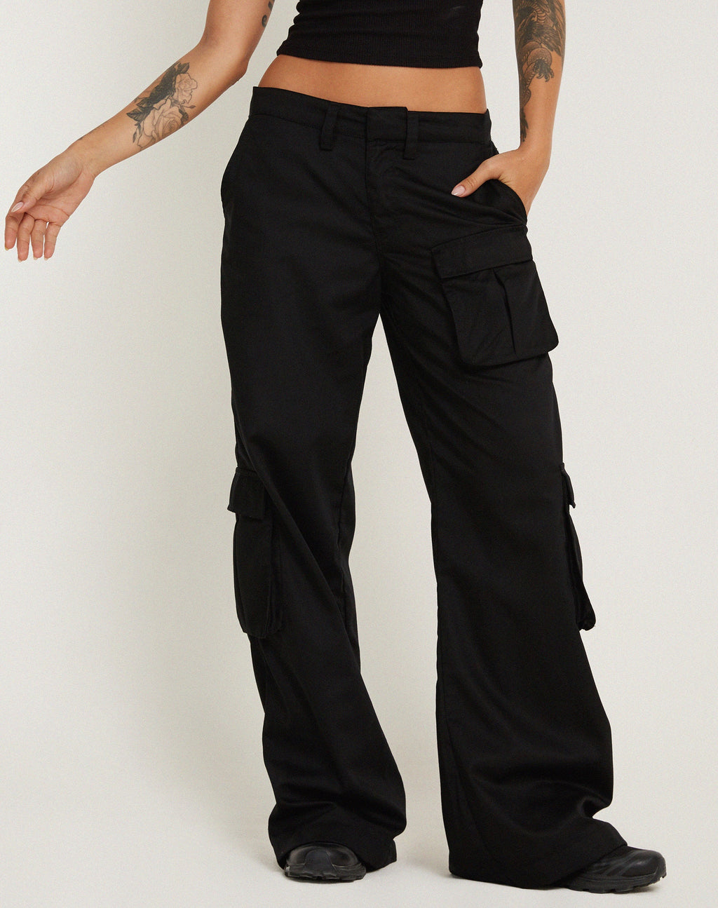 Lovis Cargohose in Schwarz