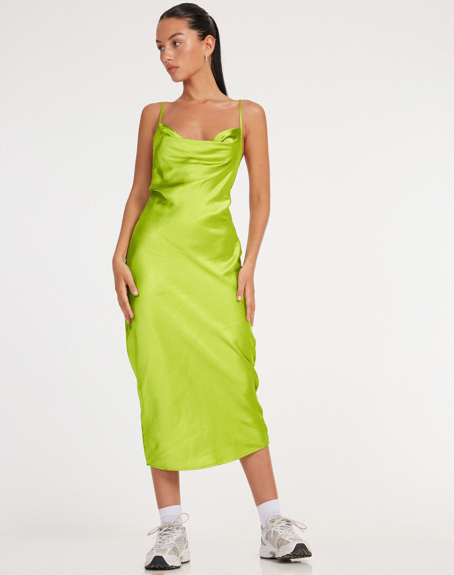 Image of Palasha Midikleid aus Satin in Limonengrün