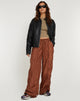 Abbildung der Phil Trouser in Parachute Brown