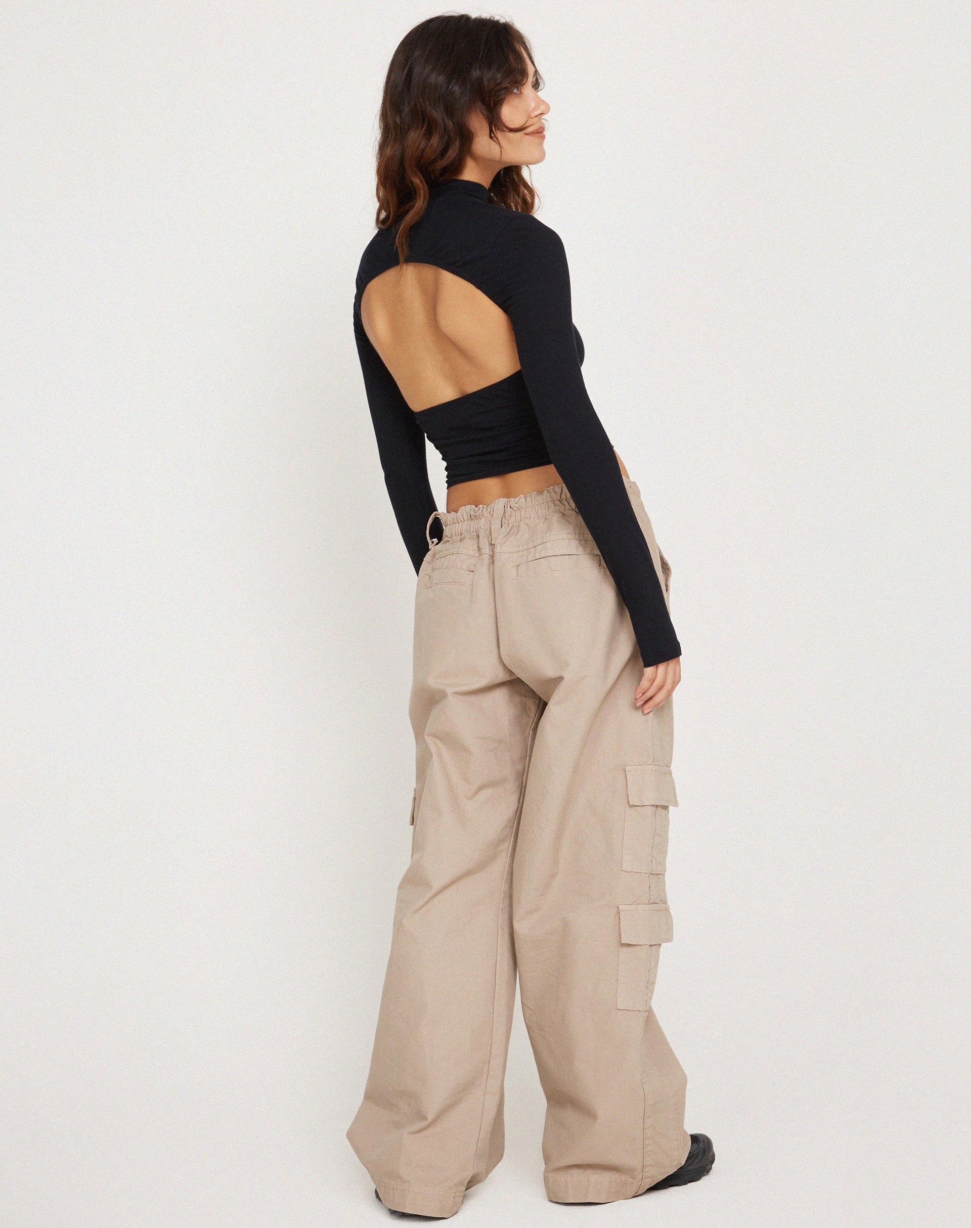 Bild von Raccet Langarm-Crop-Top in Schwarz