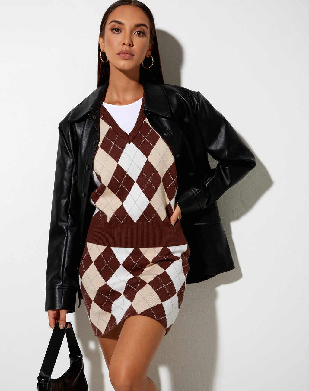 Sami Weste in Argyle Tan gestrickt