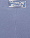 Verblasstes Denim Modern Day Label Embro